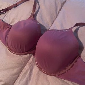 COPY - Victoria’s Secret Body by Victoria, 36D